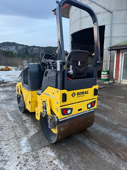 Bomag BW 100 AD 6 of 12