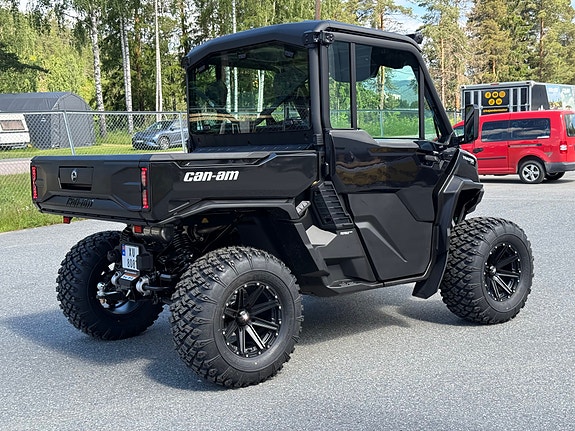 Can-Am Traxter HD11 4 of 5