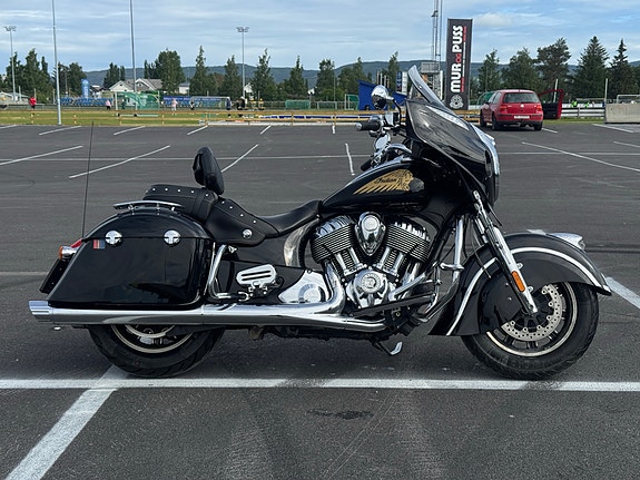 INDIAN Chieftain 2 of 5