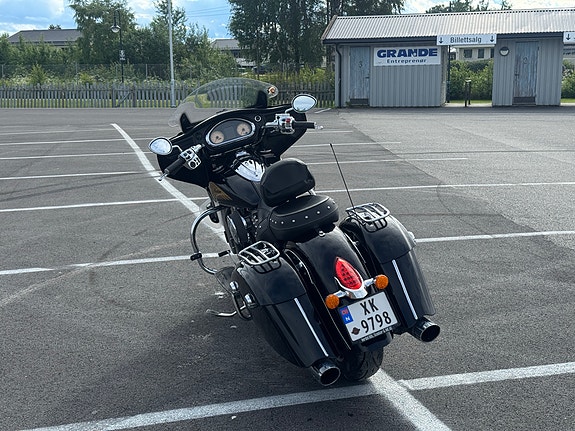INDIAN Chieftain 6 of 7