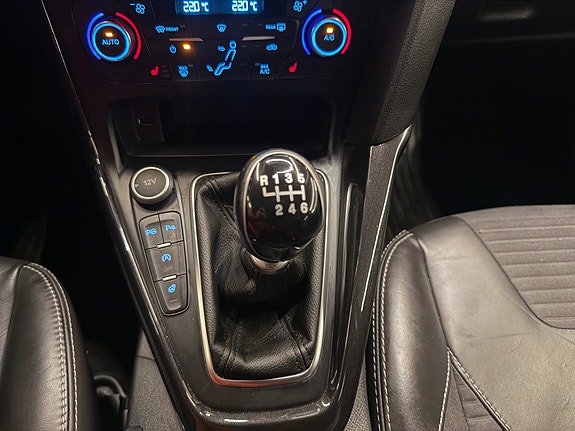 Ford Focus 21 of 30