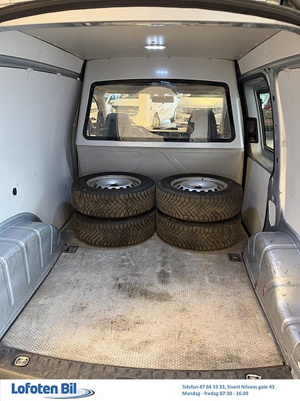 Volkswagen Caddy 17 of 18