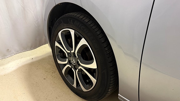 Citroen Grand C4 Spacetourer 8 of 30