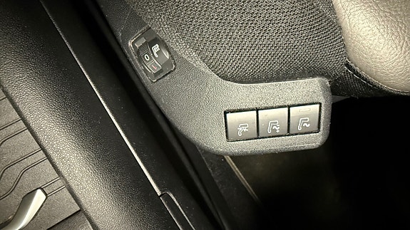 Citroen Grand C4 Spacetourer 22 of 30