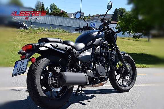 Kawasaki Eliminator 500 SE 4 of 20