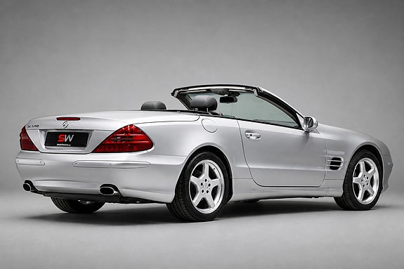 Mercedes-Benz SL500 3 of 5