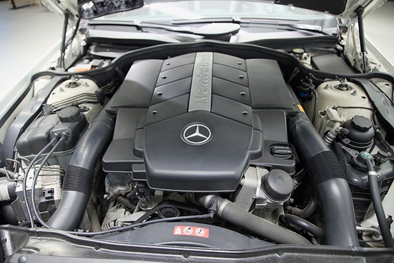 Mercedes-Benz SL500 27 of 27