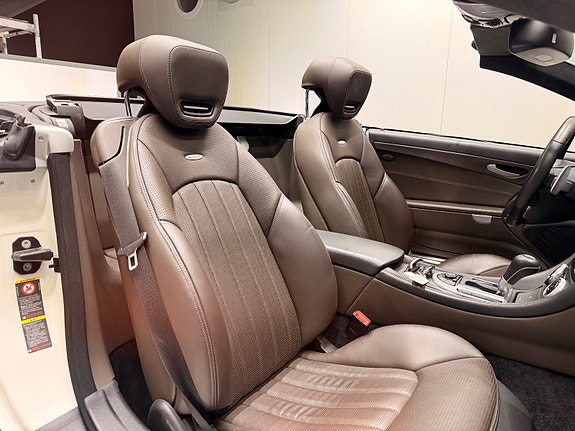 Mercedes-Benz SL63 27 of 30