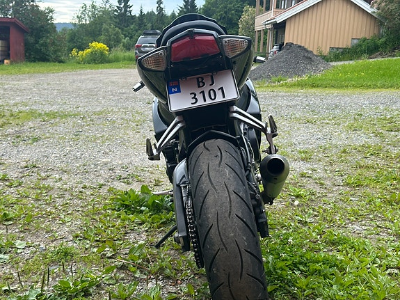 Suzuki GSX-R 600 K8 registrert A2 5 of 5
