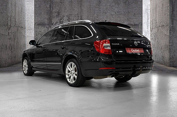 Skoda Superb 4 of 5