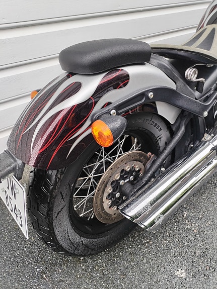 Harley-Davidson FXS Blackline 3 of 5