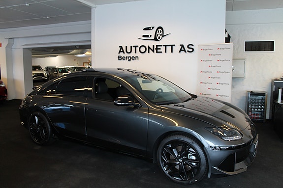 Hyundai Ioniq 6 3 of 5