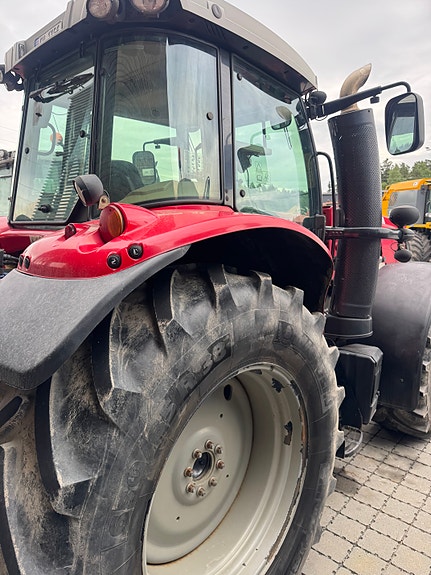 Massey Ferguson 7718 Dyna 6 14 of 14