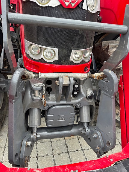 Massey Ferguson 7718 Dyna 6 4 of 14