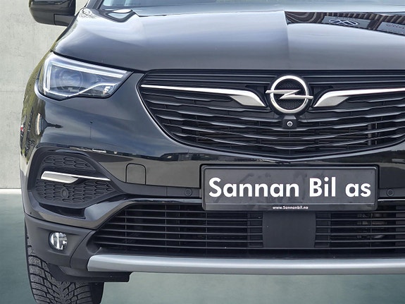 Opel Grandland X 2 of 5