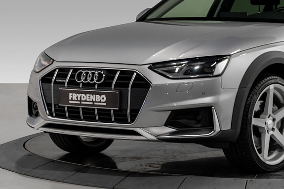 Audi A4 allroad 2 of 5