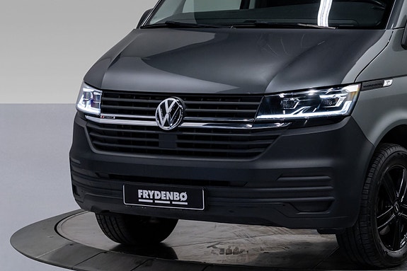 Volkswagen Transporter 2 of 5