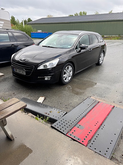 Peugeot 508 2 of 7