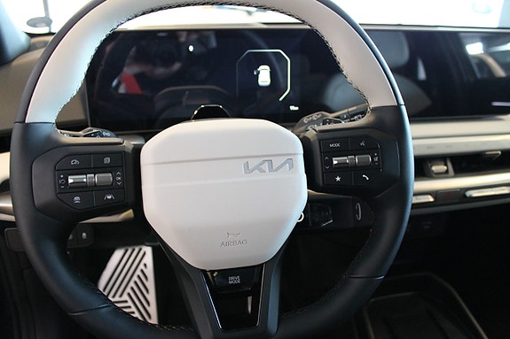 Kia EV4 17 of 28