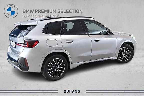 BMW iX1 5 of 5