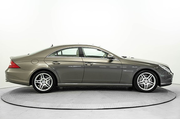 Mercedes-Benz CLS55 4 of 5