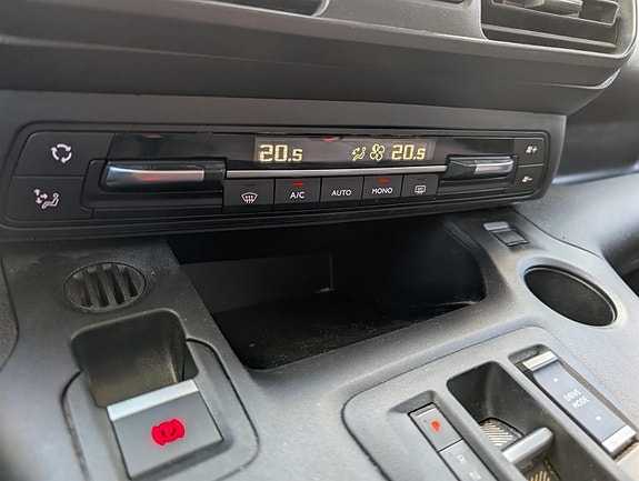 Peugeot Partner 15 of 21