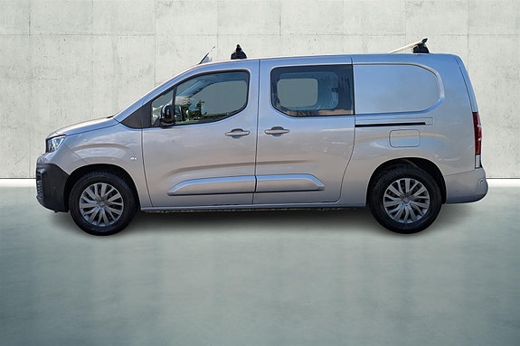 Peugeot Partner 2 of 5
