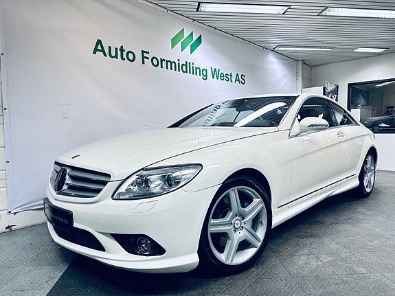 Mercedes-Benz CL500 2 of 5