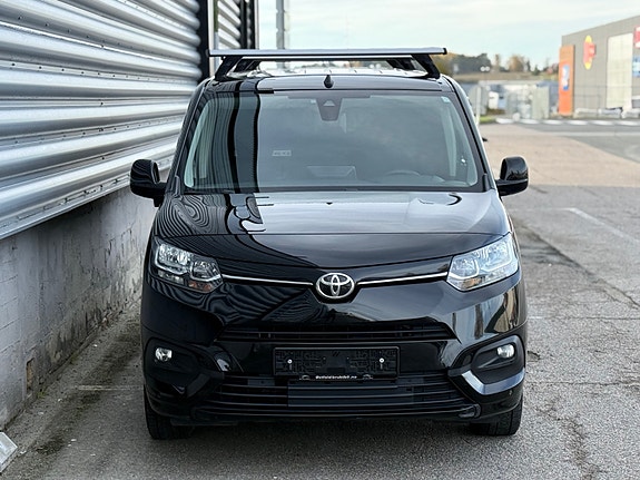 Toyota Proace City 3 of 5
