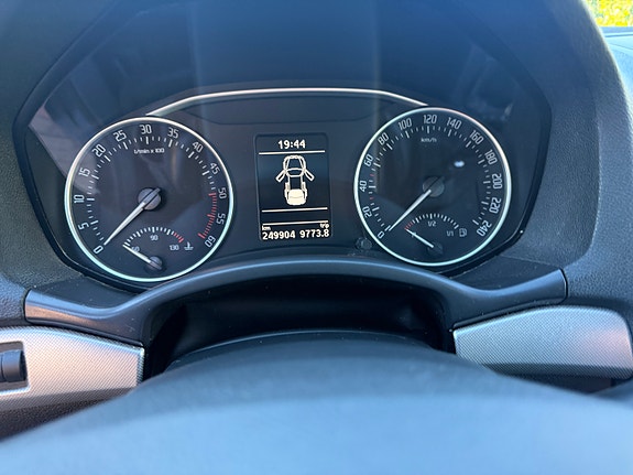 Skoda Octavia 7 of 12