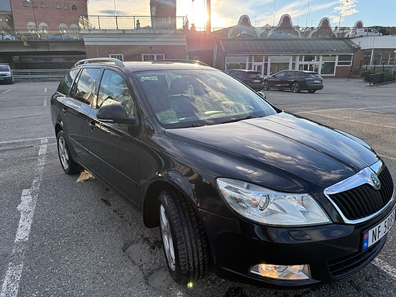 Skoda Octavia 3 of 12