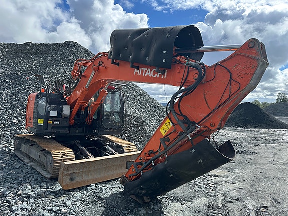 Hitachi ZX225USLC-3B med opplegg for tunnel-/gruvedrift 14 of 30