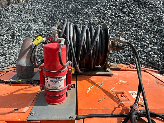 Hitachi ZX225USLC-3B med opplegg for tunnel-/gruvedrift 27 of 30