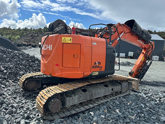 Hitachi ZX225USLC-3B med opplegg for tunnel-/gruvedrift 6 of 30