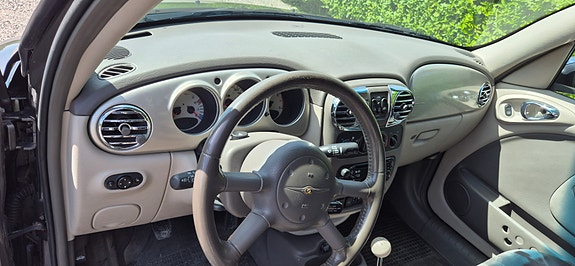 Chrysler PT Cruiser 21 of 28