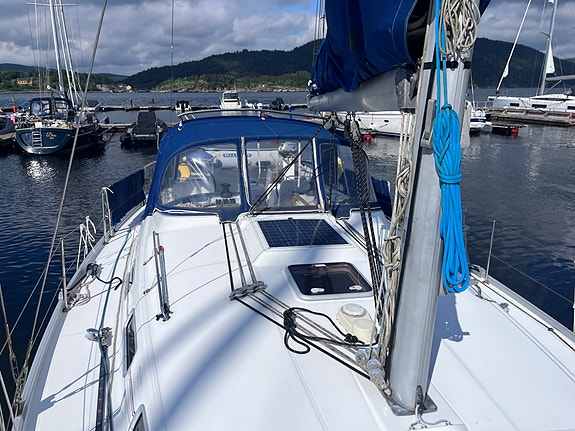 2006 Beneteau Cyclades 39.3 – Romslig og sjøsterk familieseiler 5 of 5