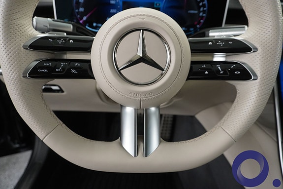 Mercedes-Benz S580 e 14 of 30