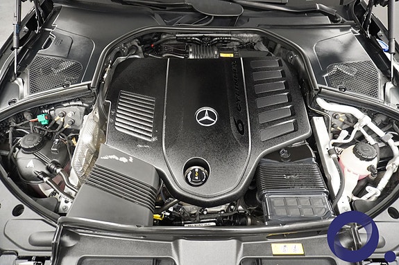 Mercedes-Benz S580 e 30 of 30