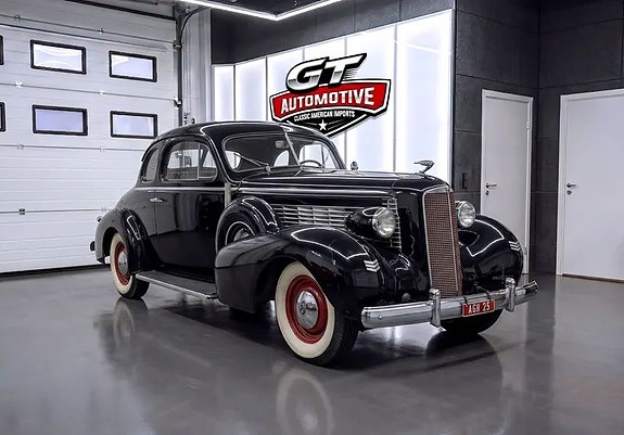 Cadillac LaSalle 3 of 5