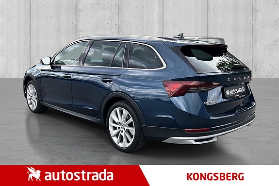 Skoda Octavia Scout 3 of 5