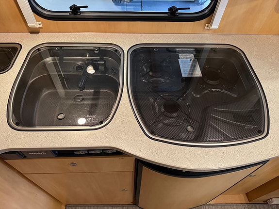 Dethleffs 460 CAMPER / MOOVER / FUKTTEST / GULVVARME 19 of 30