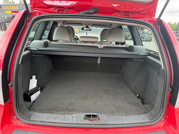 Volvo V50 8 of 13