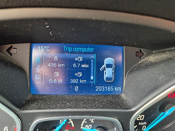 Ford Kuga 10 of 30