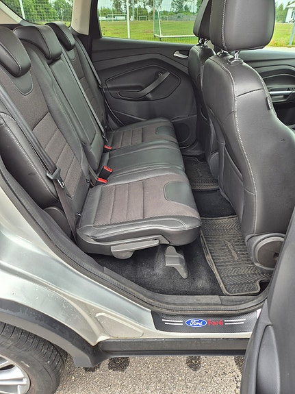 Ford Kuga 19 of 30