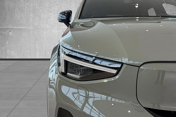 Volvo C40 4 of 5