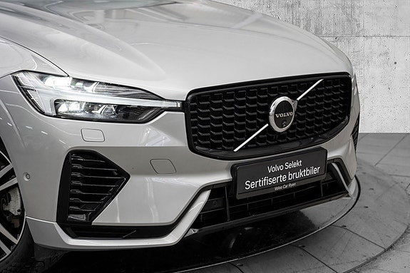 Volvo XC60 3 of 5