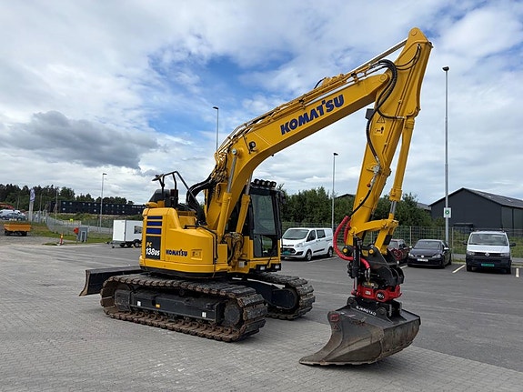 Komatsu PC138-11 3 of 5