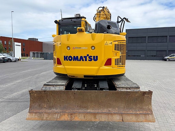 Komatsu PC138-11 4 of 5