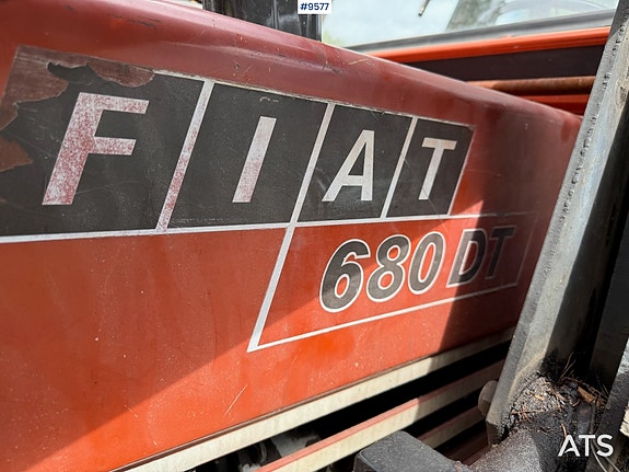 Fiat  680 DT m/ frontlaster og vinsj. 3166 timer! 19 of 30