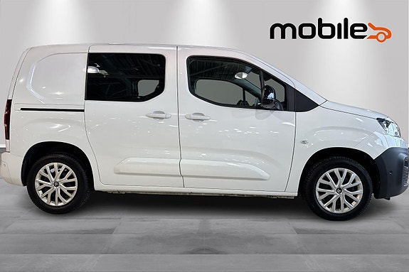 Citroen Berlingo 2 of 24